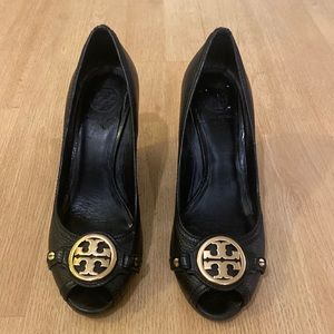 Authentic Tory Burch Wedges size 8.5